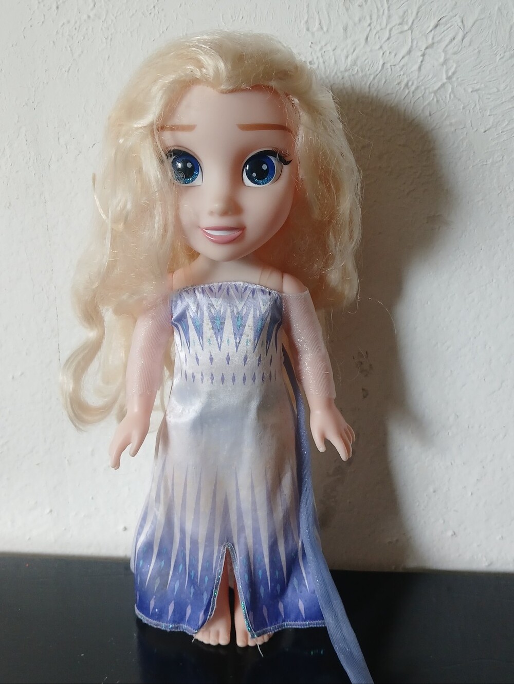 Disney Frozen Elsa Doll in Blue and White Frosted Gown